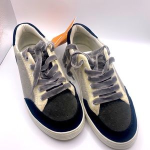 Chanel Velvet Sneakers size 37.5